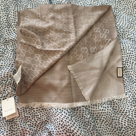 Gucci Scarf - Picture 5 of 5